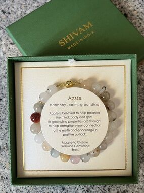 Shivam: Natural Agate Beaded Bracelet in Multicolor -